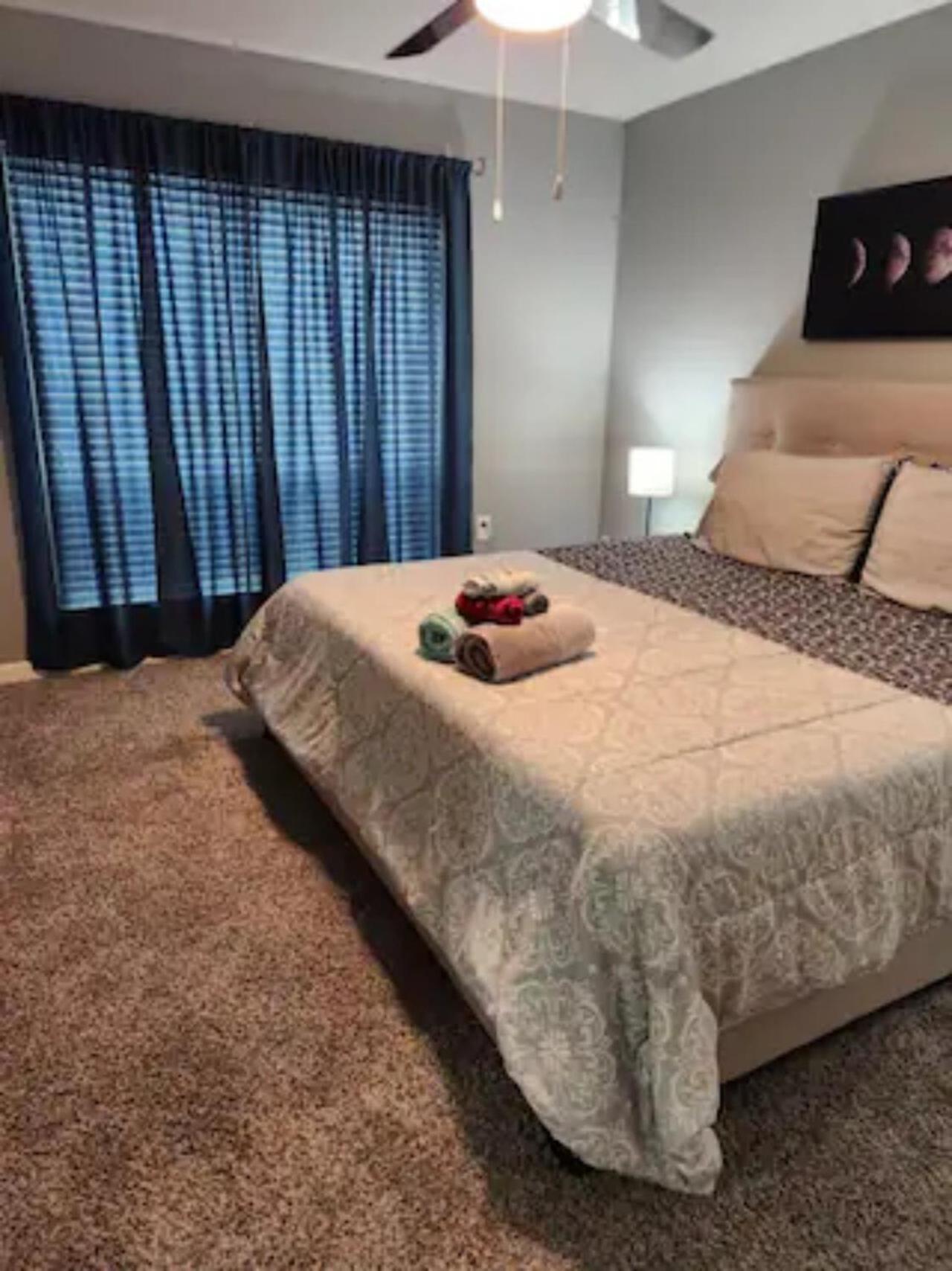 Blue Shark *B501* @ Medical Center 1Br Modern King Apartment With Private Patio Х'юстон Екстер'єр фото
