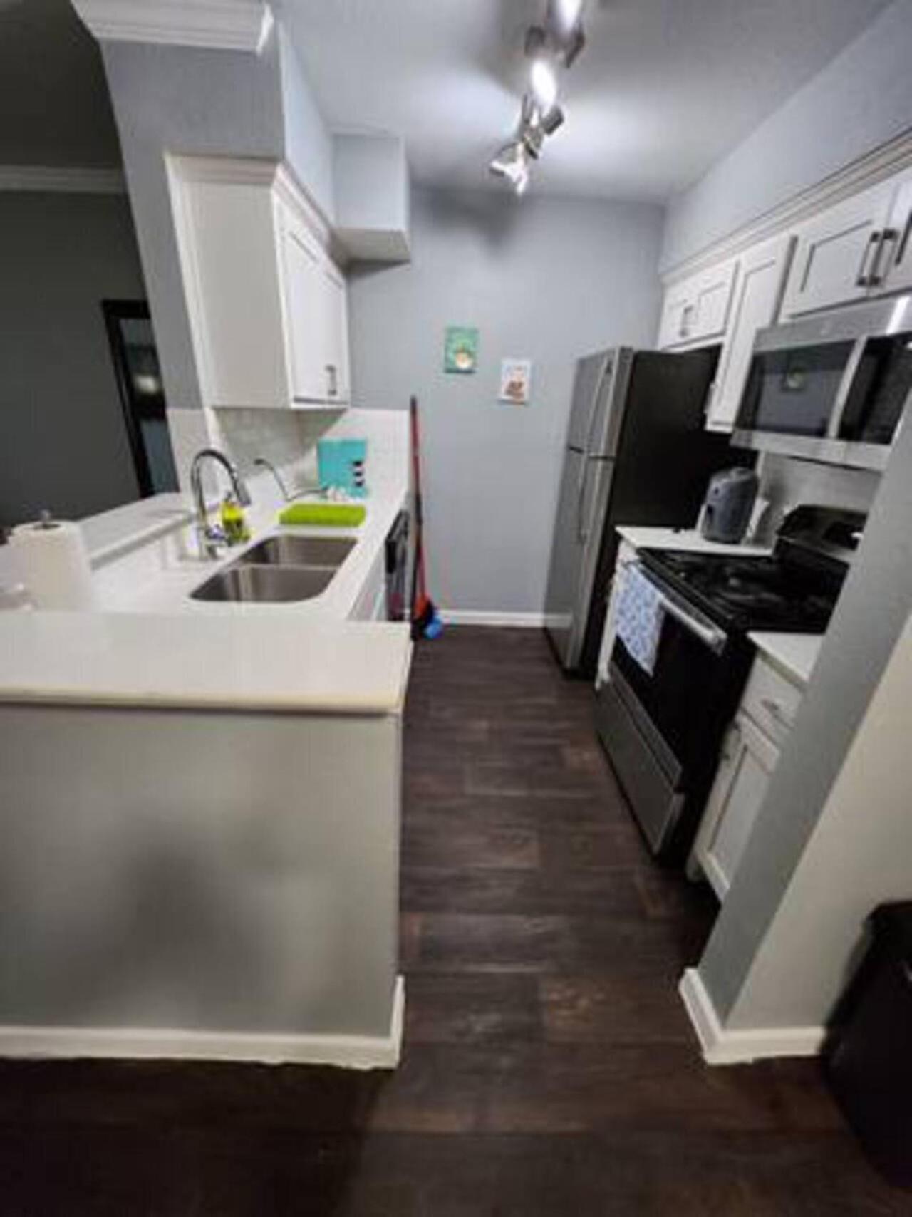 Blue Shark *B501* @ Medical Center 1Br Modern King Apartment With Private Patio Х'юстон Екстер'єр фото